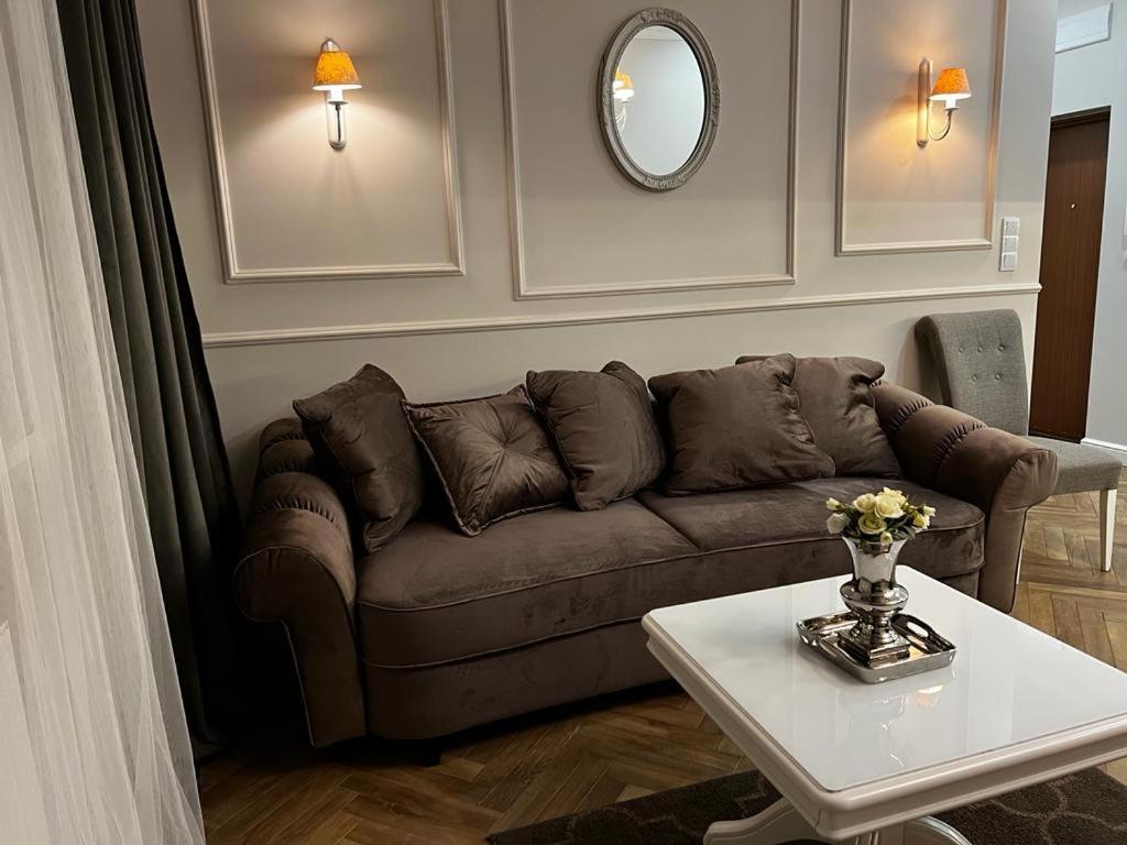 Family & Business Sauna Apartments Sienkiewicza No1 Centrum Plac Lliteratow- Piekny Apartament - 1 Bedroom With Private Sauna, Bath With Hydromassage, Parking Kielce Buitenkant foto